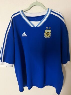 Adidas men Argentina Blue Soccer Icon 3/4 Jersey oversize fit